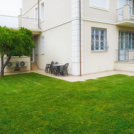 Residence Deamarina Marina di Massa Exterior foto